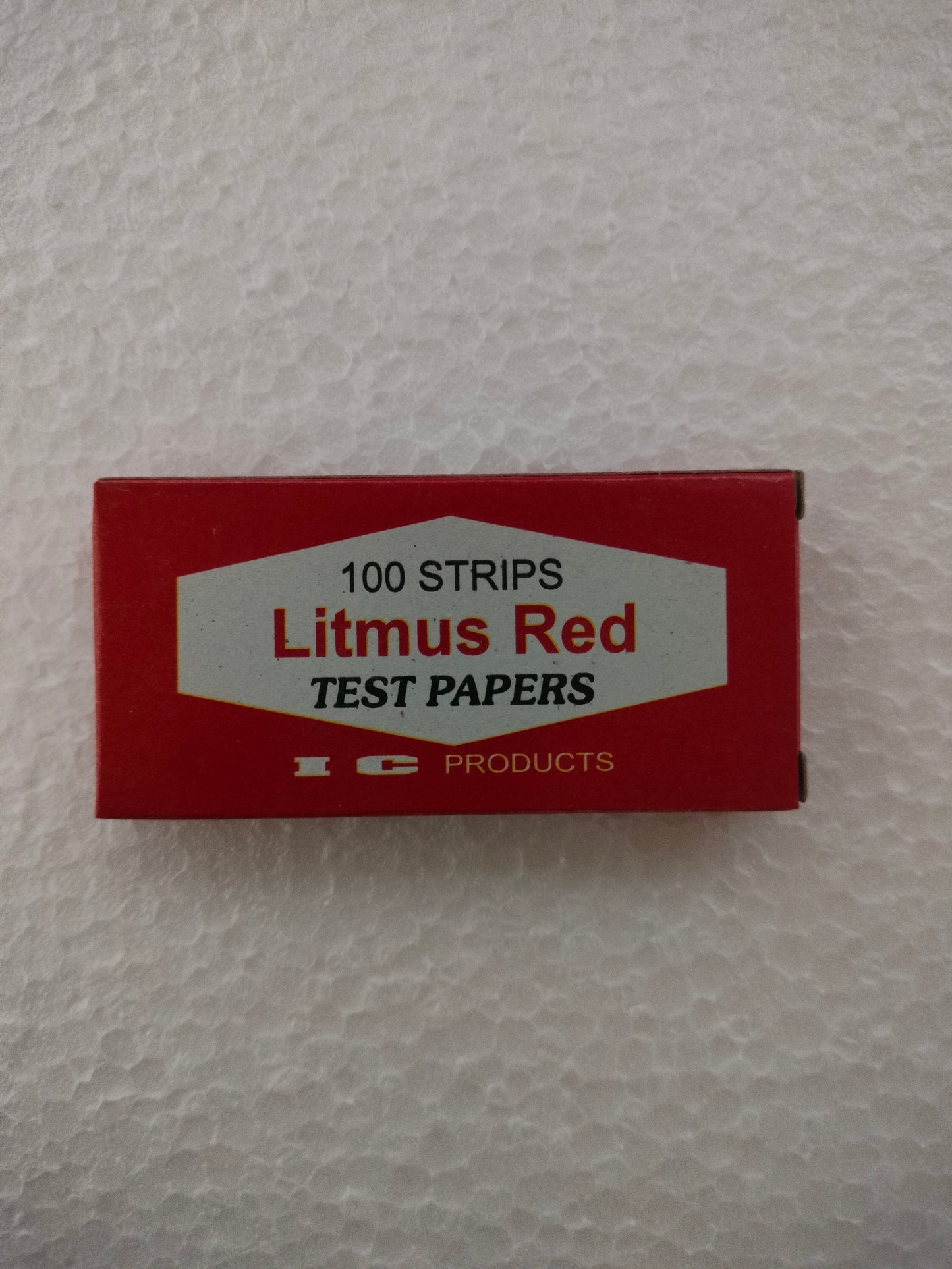 RED LITMUS PAPERS PACK OF 100 STRIPS