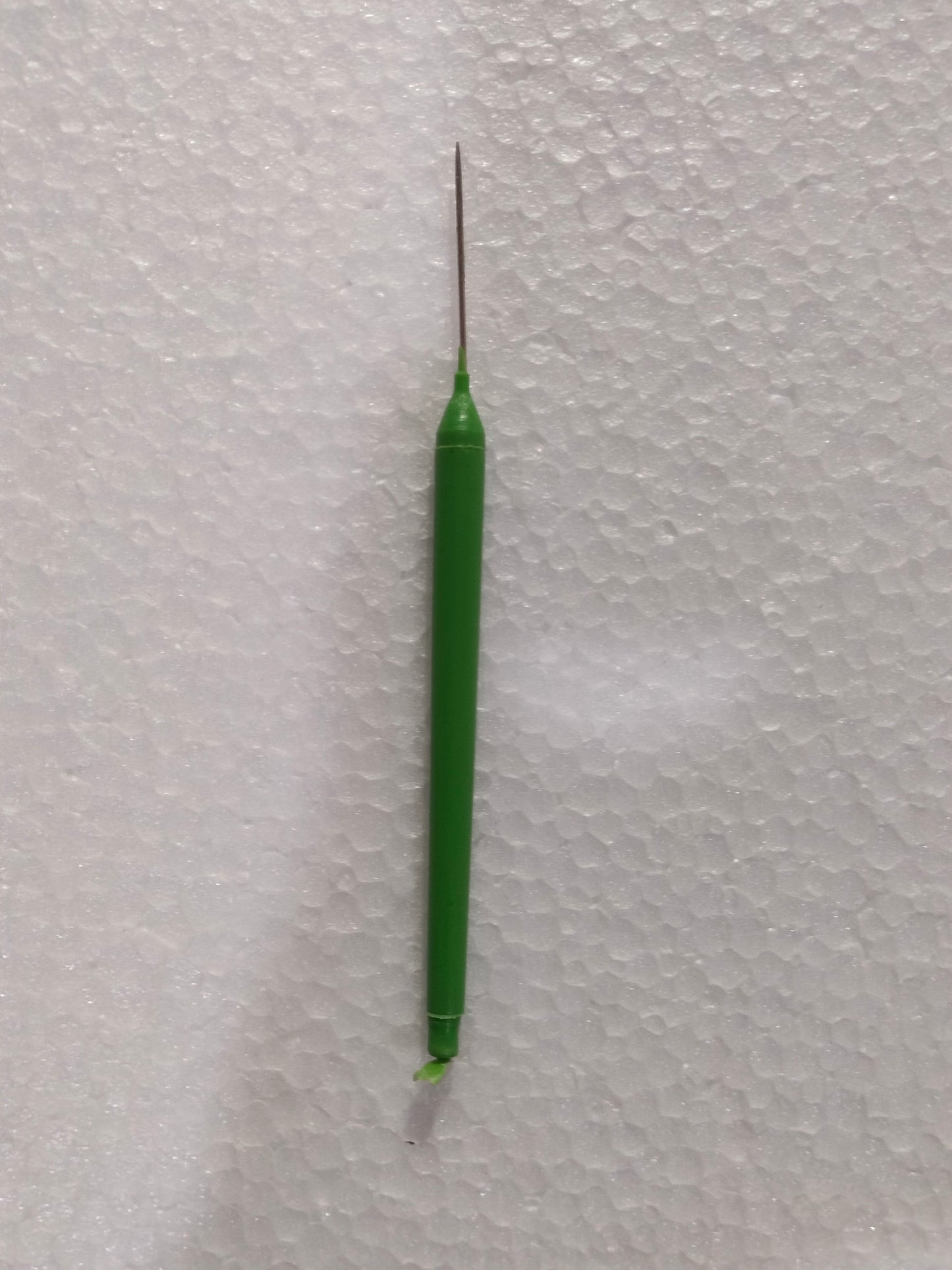 Dissecting Needle