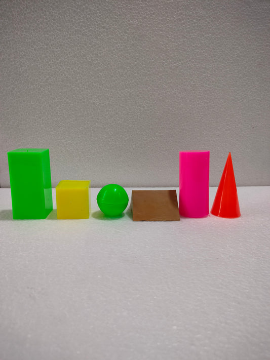 GEOMETRY 3D SHAPES PLASTIC MULTICOLOUR